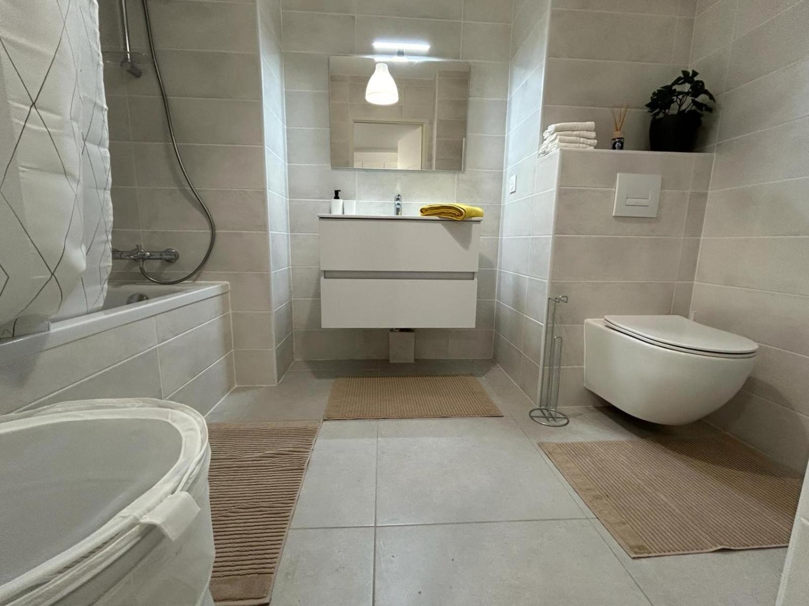 Fabron Hills Apartment Nice Bagian luar foto